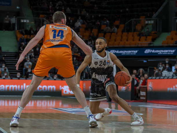 略来逆风翻 略来逆风翻